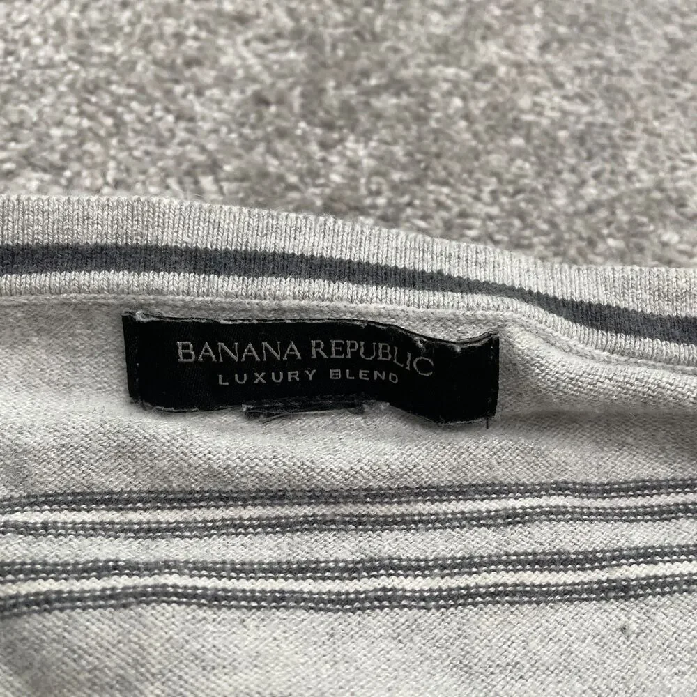 Banana Republic Luxury Blend Pullover Sweater Mens Large Gray Striped Crew Knit